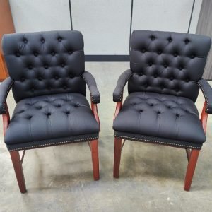 Global Traditional Tufted Guest Arm Chair