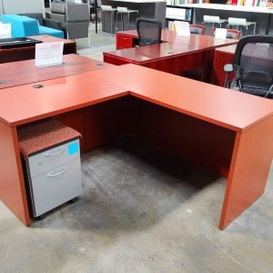 HON 24" x 60" Desk With Left Return