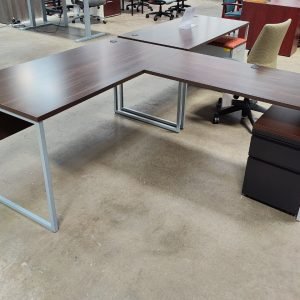 Table Desk 30" x 60" Desk 24" x 48" Right Hand Return