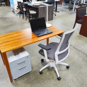 Scandinavian Table Desk Cherry