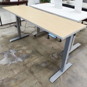 Open Plan Systems / AIS Electric Sit To Stand Desk