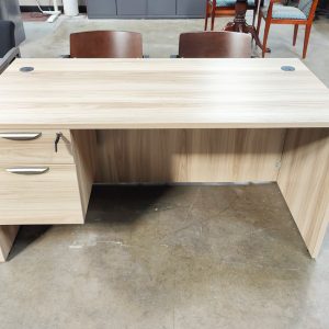 OFFICE SOURCE Single 3/4 Pedestal Desk 60" X 30"