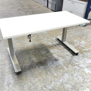 Haworth 58″ x 29″ Electric Sit-To-Stand Desk