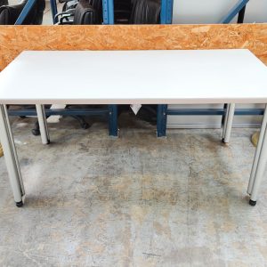 KNOLL Propeller 30" X 60" Training Table