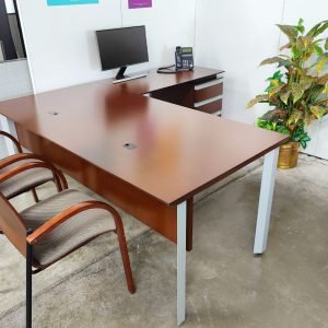 Knoll Reff Profile 36" x 72" Desk Walnut
