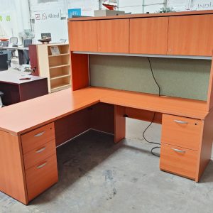 TEKNION 30" x 72" Desk Right Hand Return Hutch