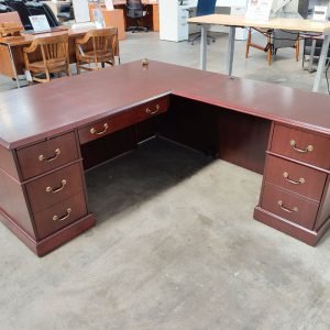 TRADITIONAL 36" x 72" Desk Mahogany