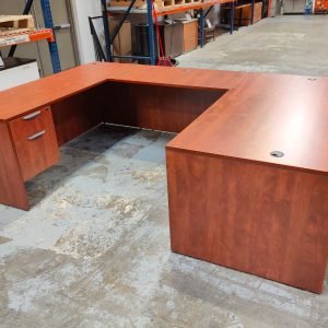 Office Source 36/42 Bow Front U Desk Cherry