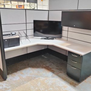 AIS 6' x 6' Workstation
