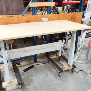 Haworth Planes Sit to Stand Desktop