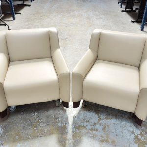 Bernhardt Club Chairs Leather