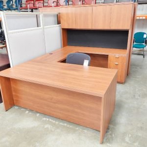 Lacasse Desk Right Bridge Credenza Hutch