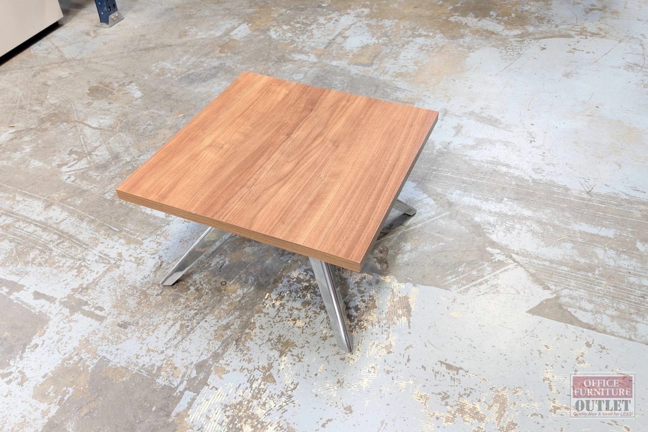 NATIONAL Lounge End Table