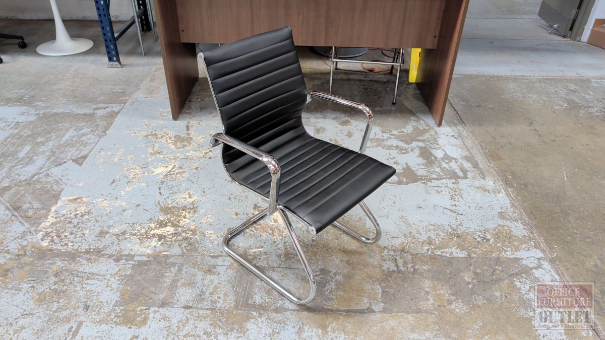 NOVA Guest Chair Black