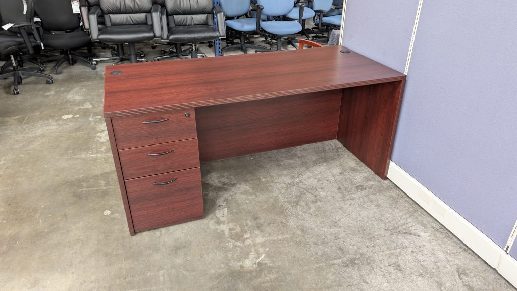 Office Star Desk Mahogany