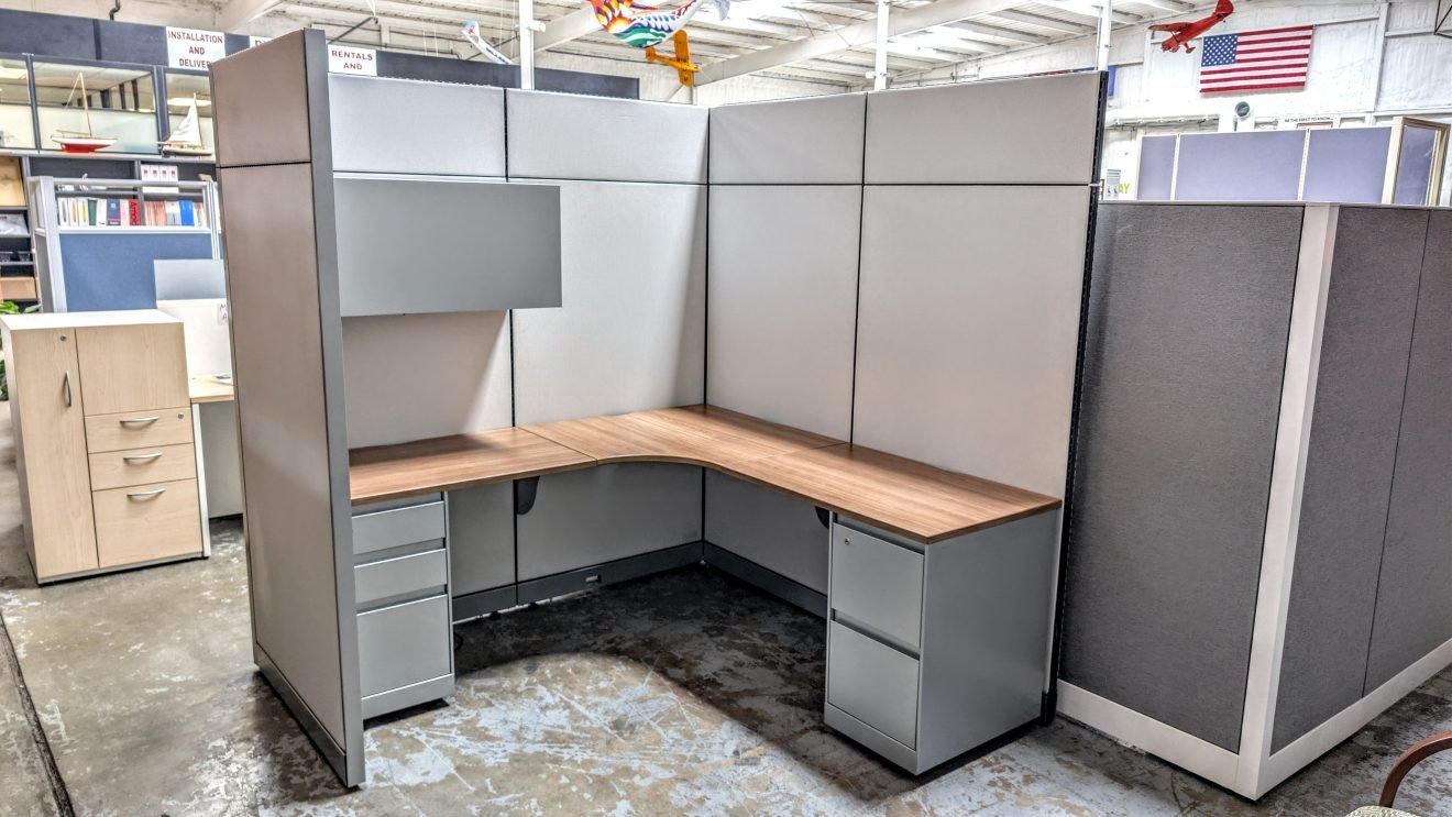 Steelcase Kick 6' x 6' Workstation