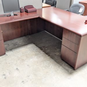 NATIONAL ARROWOOD Desk