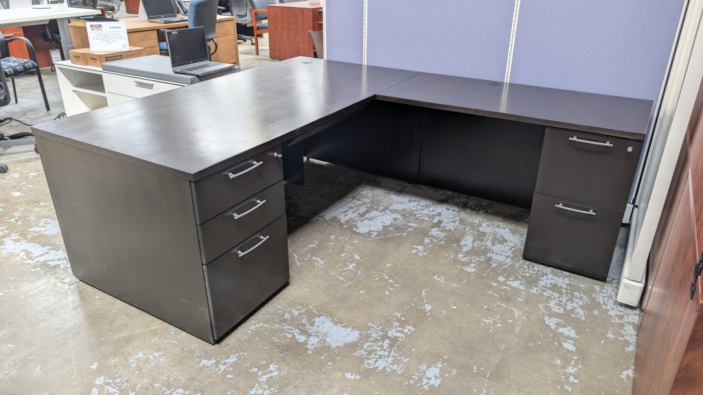 NATIONAL Desk Right Return