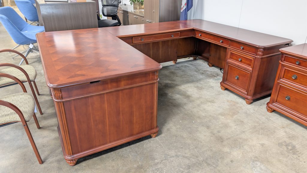 DMI ANTIGUA SERIES Desk