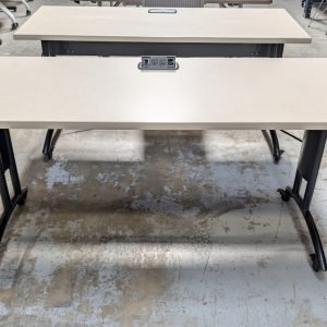 TEKNION Rolling Training Table