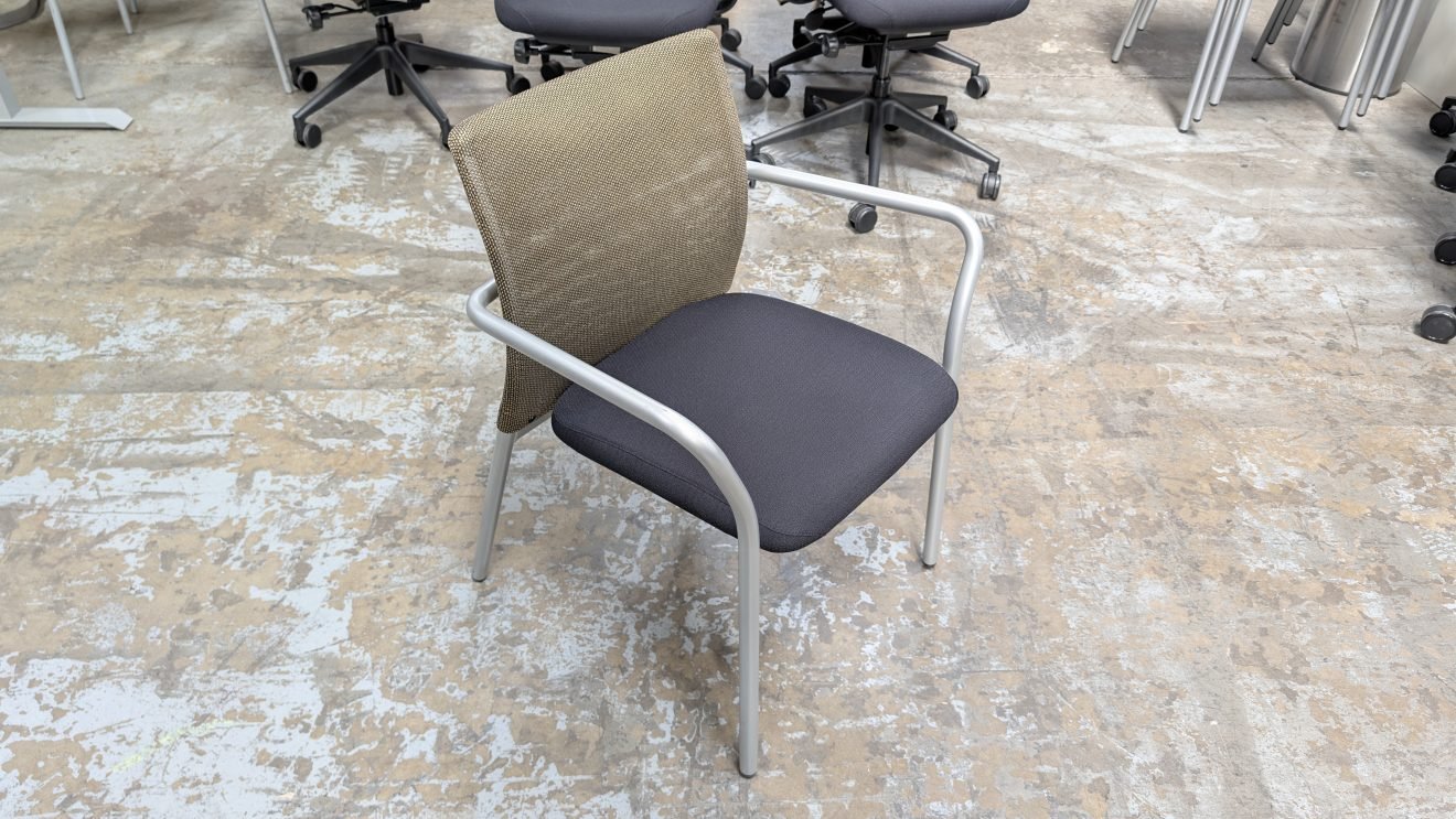 STEELCASE Jersey Guest Arm Chairs Gold Mesh Back