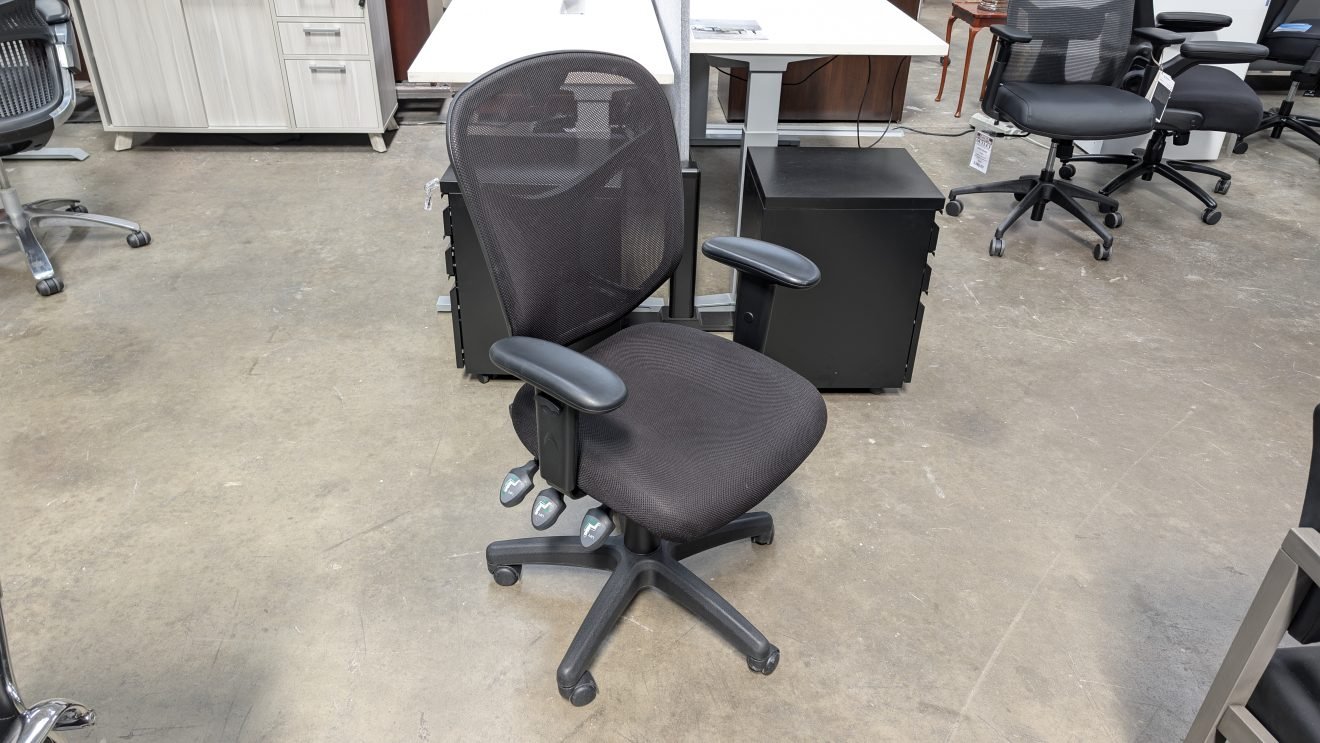 TASK CHAIR Multi-functional Mesh Back