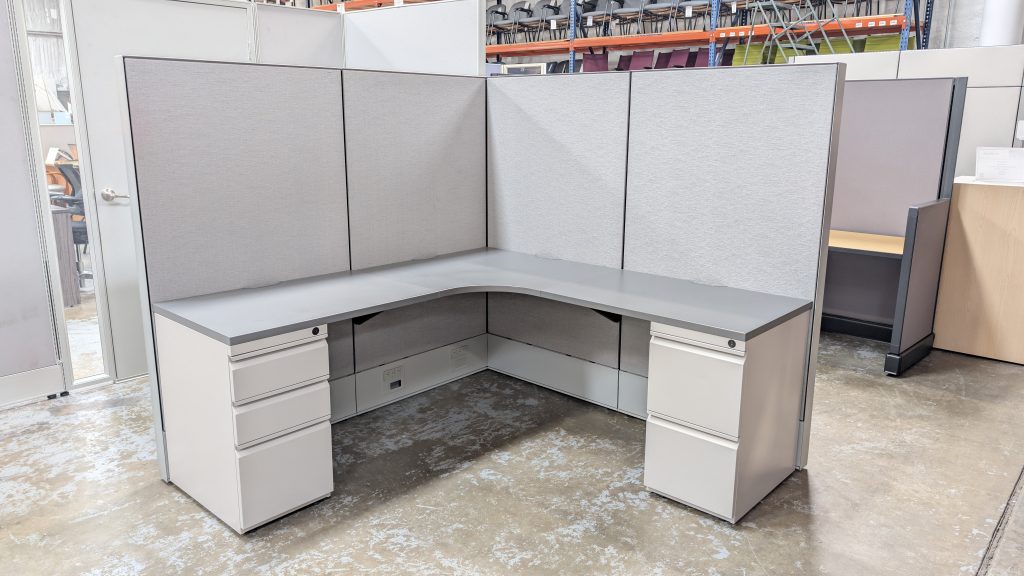 HAWORTH - COMPOSE 6' X 6' Workstation