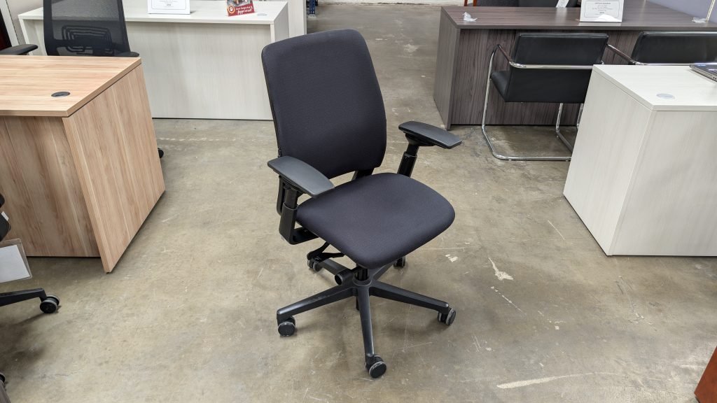 STEELCASE AMIA Multi-Functional Task Chair