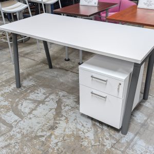 POPPIN 27" x 57" Desk White