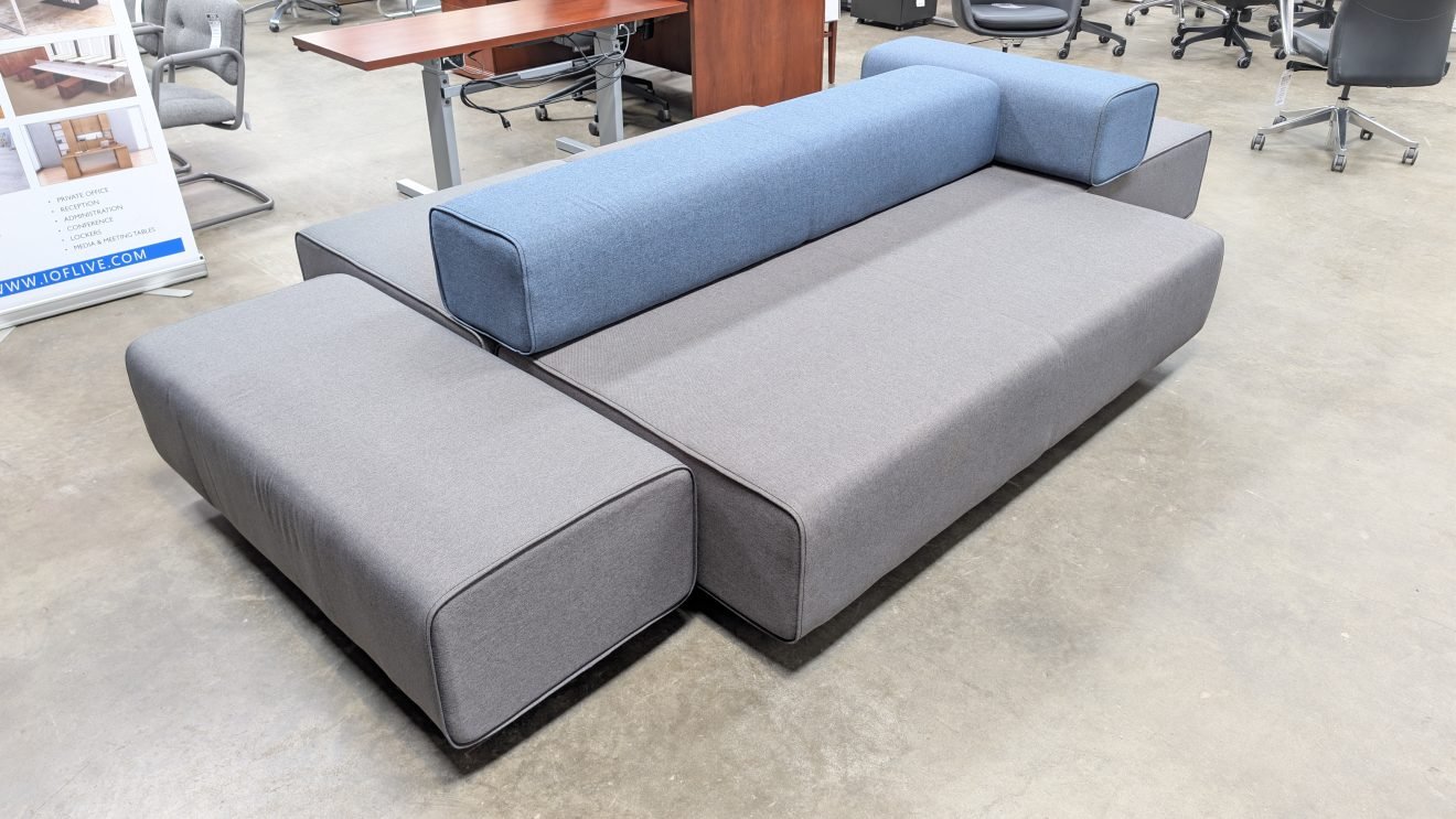 POPPIN - BLOCK PARTY GILLIGAN Modular Soft Seating Island