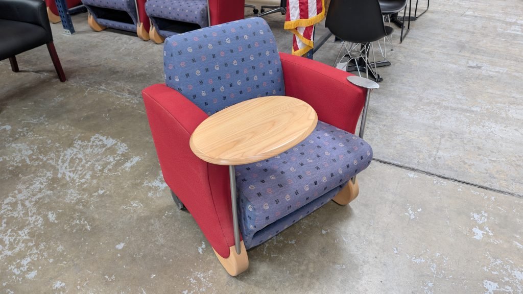 HAWORTH To-Do Lounge Chair w/ Writing Tablet