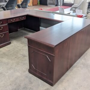 KIMBALL - SENATOR SERIES U Desk