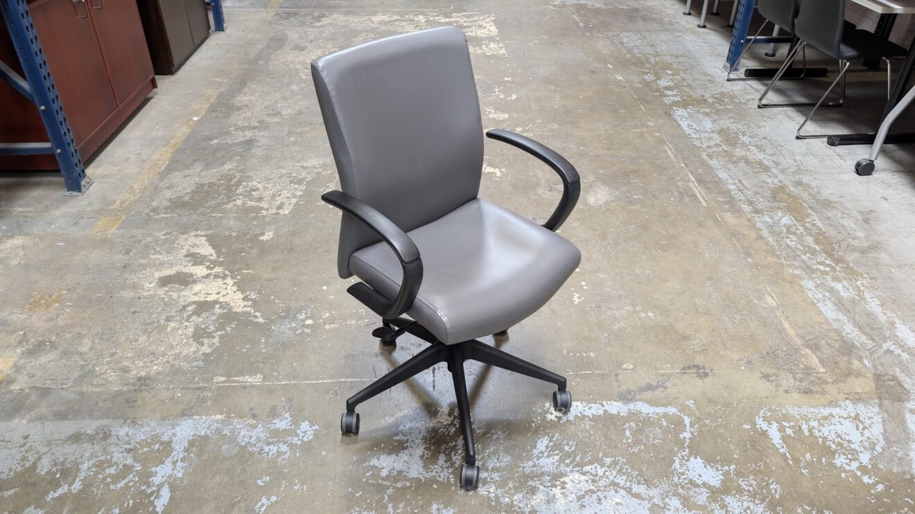 SIT ON IT Realign Series Conference Chair Gray Vinyl