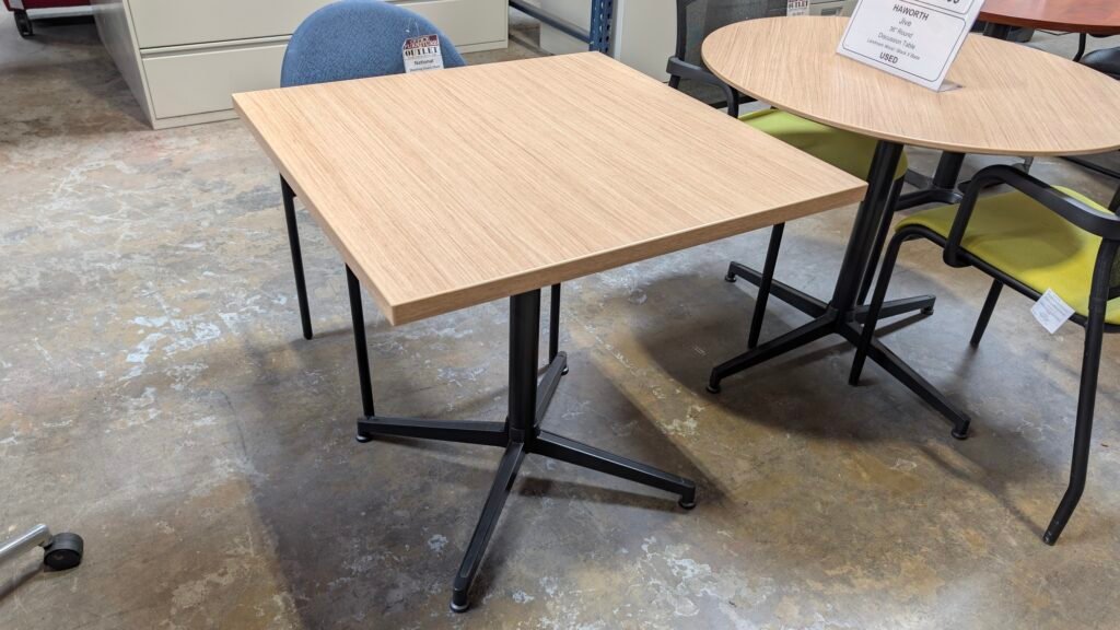 HAWORTH - JIVE Discussion Table 36" Square
